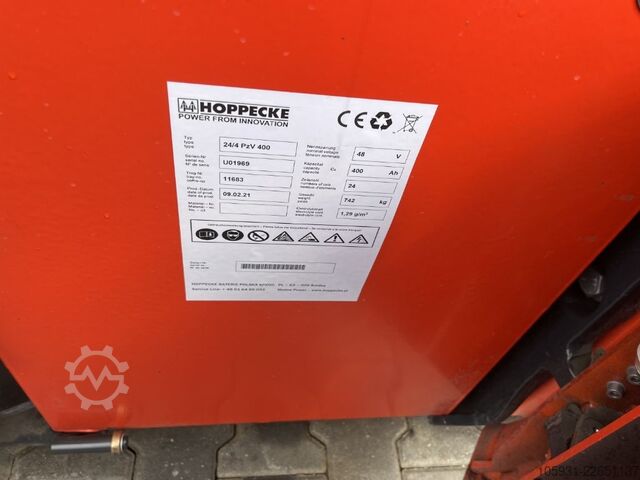 Electric 3-wheel forklift Linde E16C-02