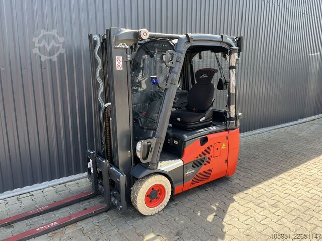 Electric 3-wheel forklift Linde E16-02
