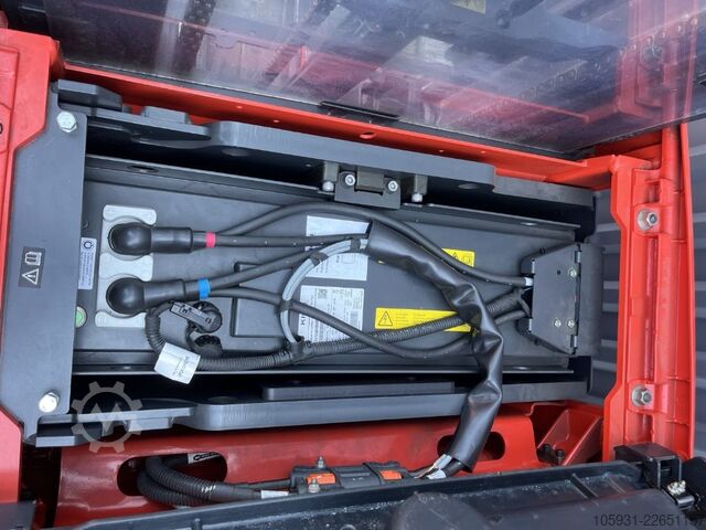 Stand-on stacker Linde L14AP