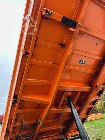 Three-sided tipper truck MAN TGM 13.250 4x4 Kipper KRAN FUNK AHK WINTERDIENST