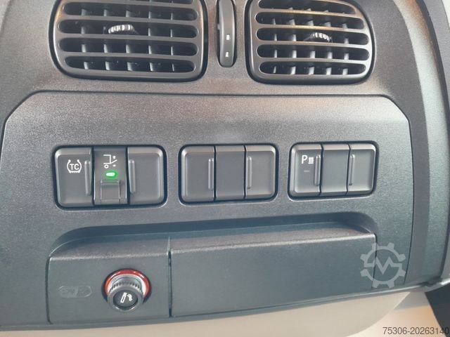 Box truck DAF FA XB 290 16t Spier Plywoodkoffer