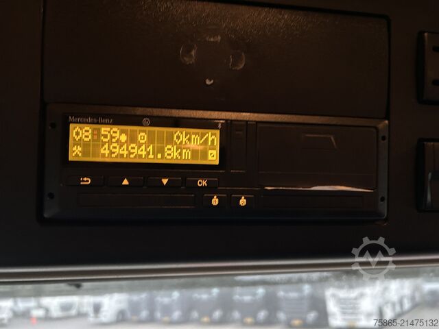 Standard tractor Mercedes-Benz Actros 1842 StreamSpace / 494 dkm / Tacho V2 / ...