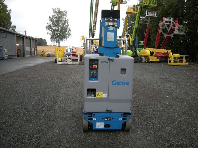 Selbstfahrende Arbeitsbühne Genini CR-15