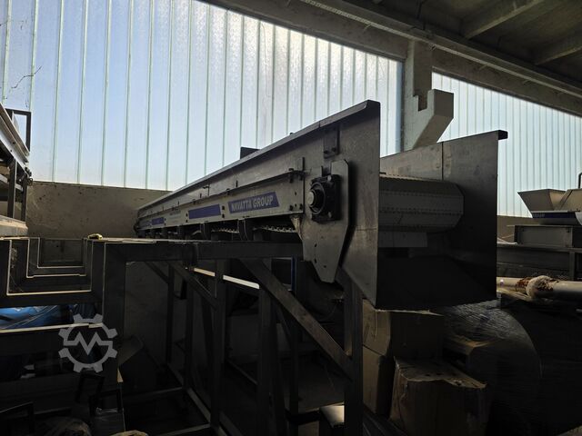 Maschinen zum Waschen und Blanchieren von Gemüse Navatta machines 