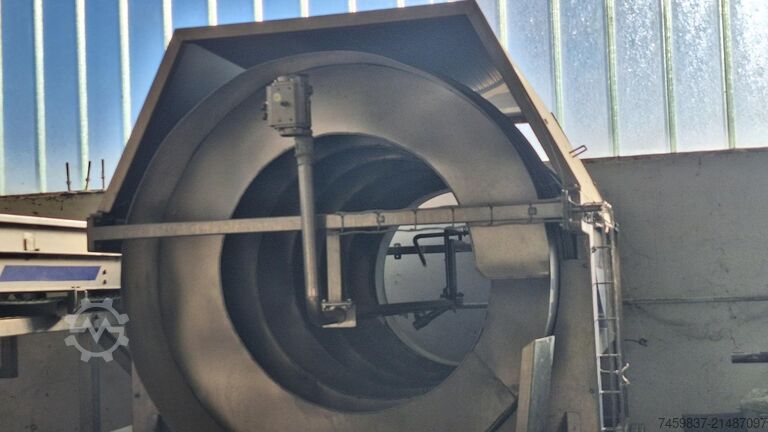 Maschinen zum Waschen und Blanchieren von Gemüse Navatta machines 