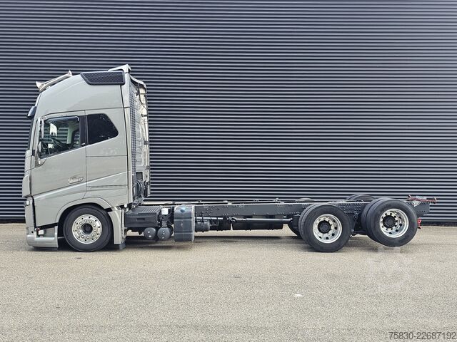 Chassis with cab Volvo FH 16.650 6x2 / RETARDER / CHASSIS
