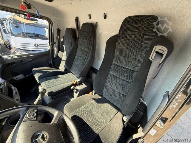 Box van MERCEDES-BENZ ATEGO 816 L Koffer 6,2 m LBW 1 T*ORIGINAL 13 tkm