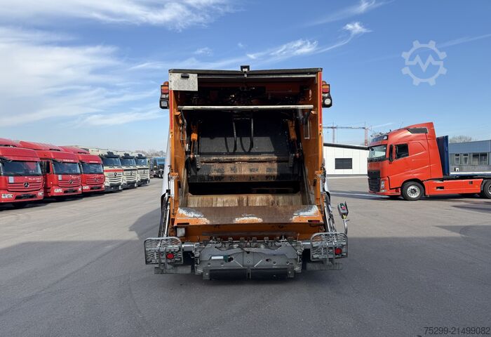Müllwagen Scania P310 6x2 CNG Biogas  / Swiss-Vehicle