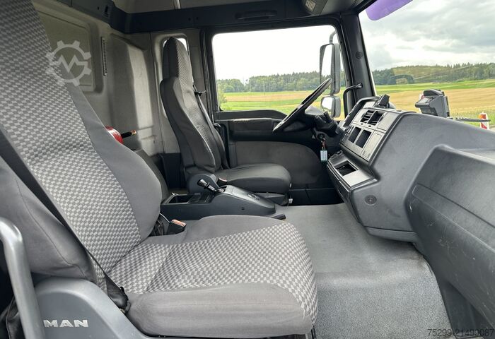 Kühlkoffer-LKW MAN TGA 18.350 4x2 KK mit HB und Rolltor