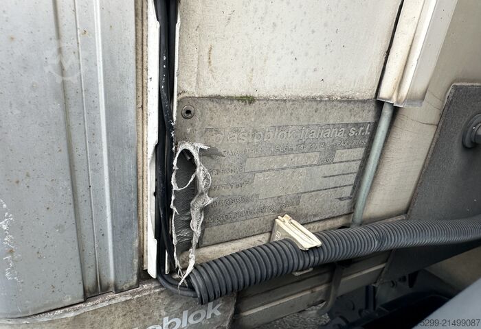 Kühlkoffer-LKW MAN TGA 18.350 4x2 KK mit HB und Rolltor