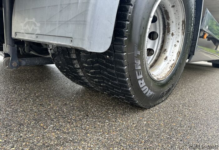 Kühlkoffer-LKW MAN TGA 18.350 4x2 KK mit HB und Rolltor