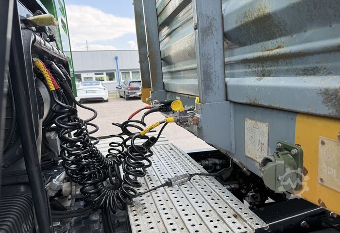 Open semitrailer Goldhofer Typ SPZ-DI2 Tele / Swiss-Vehicle