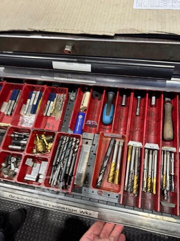 CNC - Bearbeitungszentrum HEDELIUS CB 70 - 3200