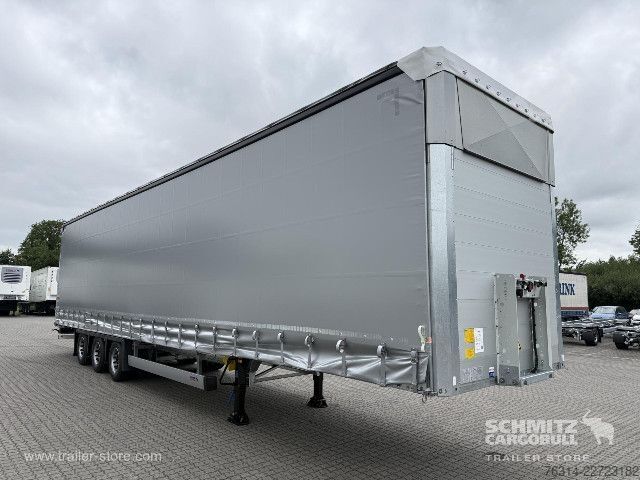 Auflieger mit Pritsche & Plane Schmitz Cargobull Curtainsider Mega Getränke