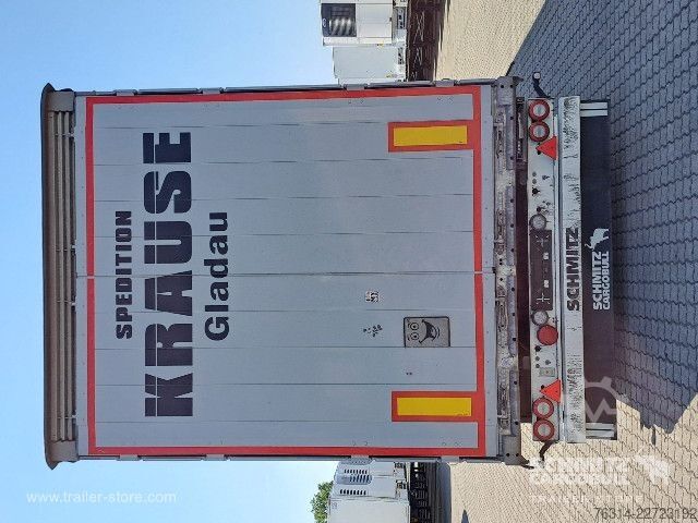 Auflieger mit Pritsche & Plane Schmitz Cargobull Curtainsider Mega Getränke