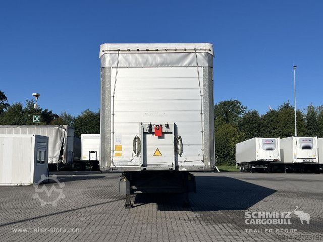 Auflieger mit Pritsche & Plane Schmitz Cargobull Curtainsider Standard Getränke