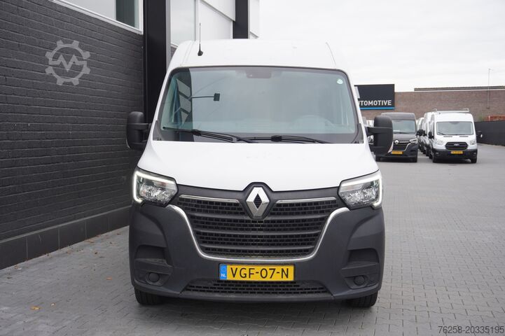 Delivery van Renault Master 2.3 dCi 135PK L2H2 EURO 6 - Airco - Navi...