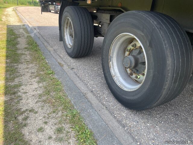 Curtain sided LAG O-2-30 01 Kooiaap / Steering axle / Lift-Axle