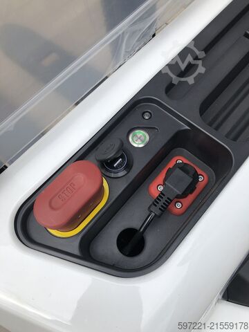 Palettenstapler Bobcat LSM12N NEUGERÄT!!!