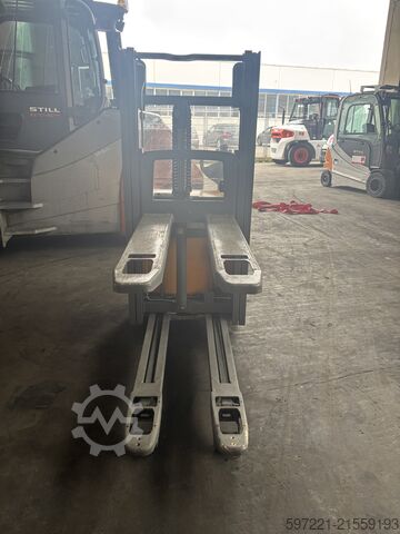 Pallet Stackers Jungheinrich EJC 112z Li-Lion