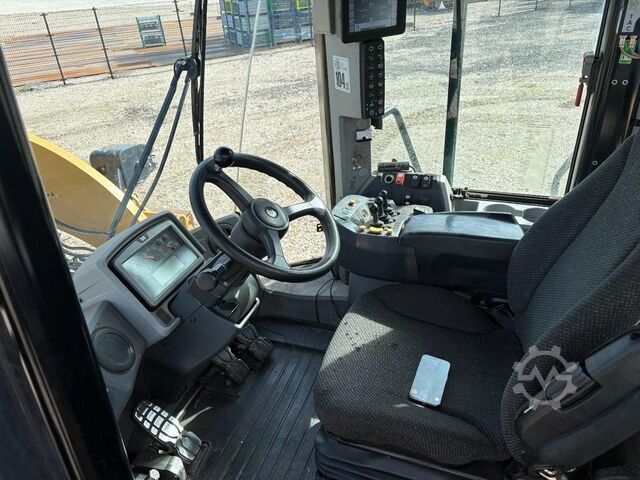 Wheel loader Caterpillar 950M + 11.626 HOURS + CE +  PERFECT MACHINE! + ...