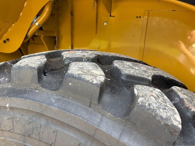 Wheel loader Caterpillar 962M + 13.107HOURS + BIG BUCKET + PERFECT WORKI...