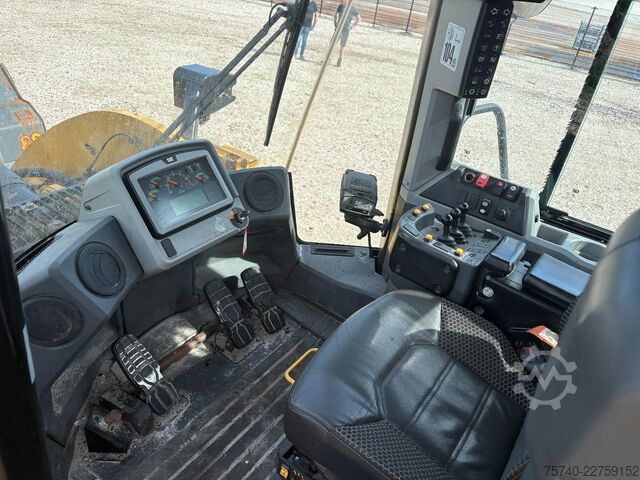 Wheel loader Caterpillar 962M + 13.107HOURS + BIG BUCKET + PERFECT WORKI...
