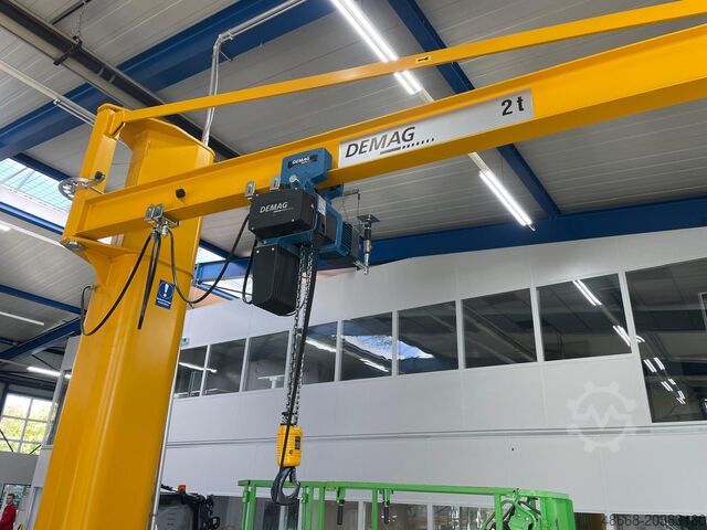 Säulenschwenkkrank Schwenkkran Kettenzug Demag JC-P-300 2000 Kg