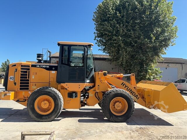 Radlader Hyundai HL730-9A