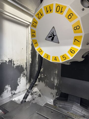 Vertikales Bearbeitungszentrum FANUC α-T14iA