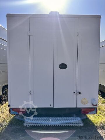 Mobile Shop/ Food Truck Mercedes-Benz Foodtruck, Imbisswagen, Food Truck mit neuer Küche und Ausstattung