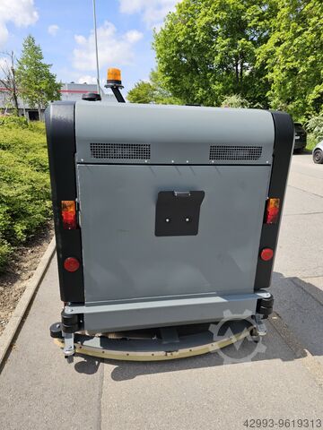 Ride-on combination machine scrubber dryer Kärcher B 300Ri Diesel