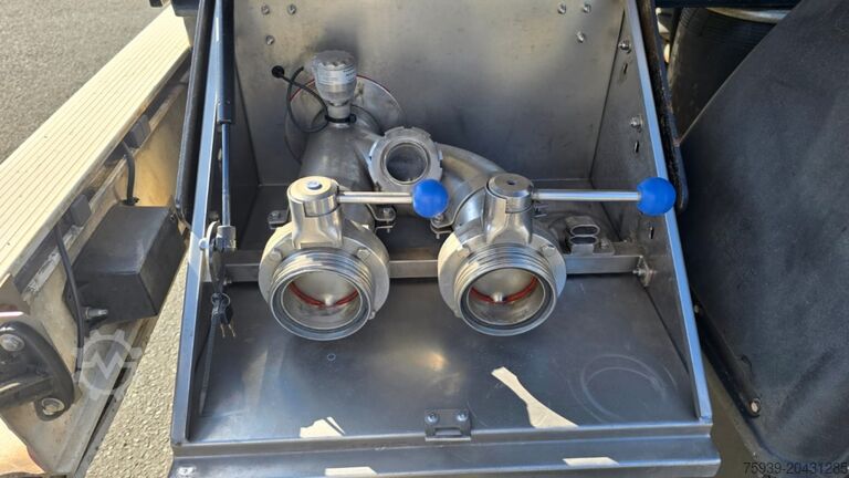 Tankanhänger  Tandemanhänger - Edelstahl - 13000 l - Isoliert