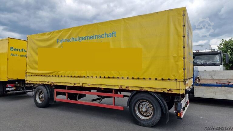 Open trailer with tarp Kögel