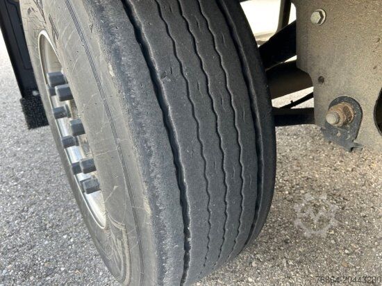 Low loader semitrailer SCHMITZ SCB S3B KüHLAUFLIEGER, TK SLXI 300