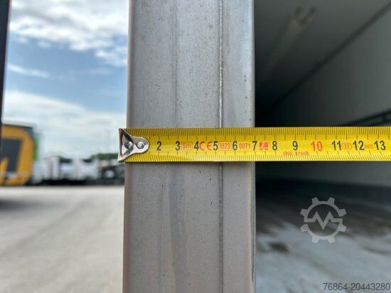 Low loader semitrailer SCHMITZ SCB S3B KüHLAUFLIEGER, TK SLXI 300