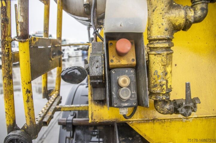 Mixer DE BUF BETON MIXER/MALAXEUR/MISCHER-12M3