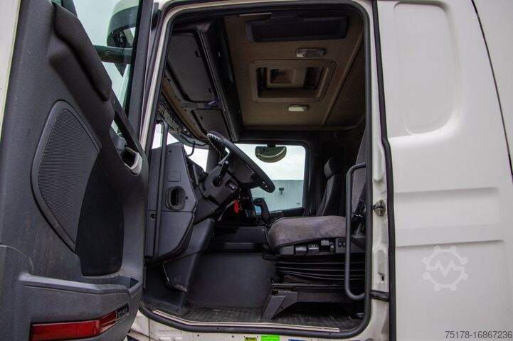 Standard-SZM SCANIA G 340 (LNG GAS)