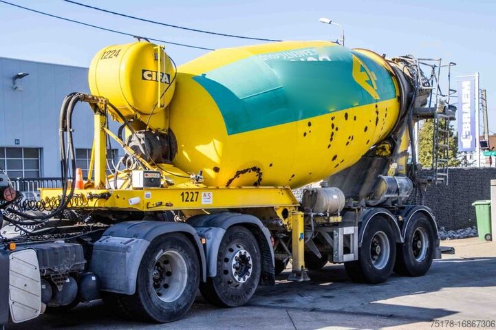 Mixer MOL MOL-BETON MIXER/MALAXEUR/MISCHER 10M3