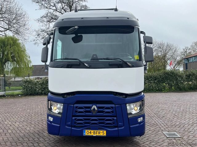 Standard-SZM Renault T 440