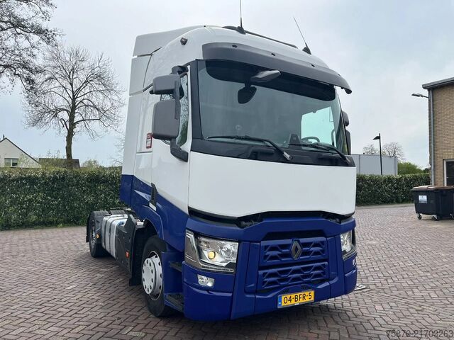 Standard-SZM Renault T 440