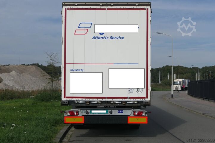 Schiebeplanen Kögel S 24-1 | Tautliner + Sliding roof | (1) Lift Ax...