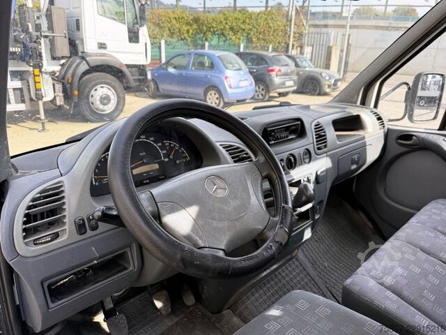 LKW mit Pritsche (offen) Mercedes-Benz SPRINTER