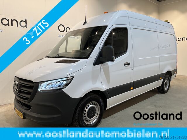 Panel van Mercedes-Benz Sprinter 317 CDI L2H2 RWD / Euro 6 / LED / Airc...