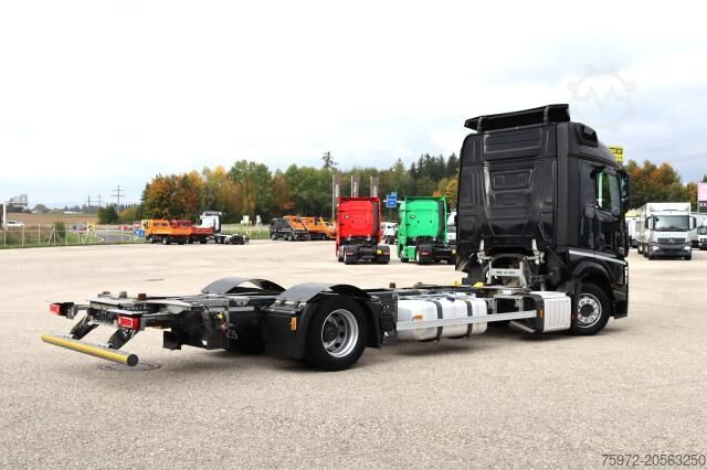 Wechselfahrgestell LKW  Actros 1842 L nR BDF Volumen