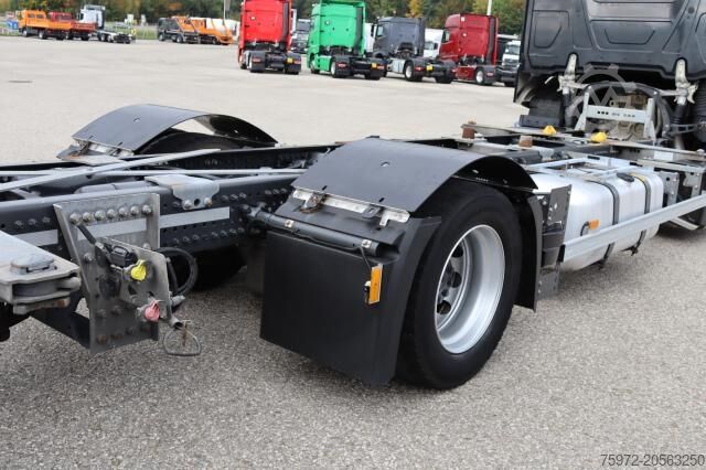 Wechselfahrgestell LKW  Actros 1842 L nR BDF Volumen