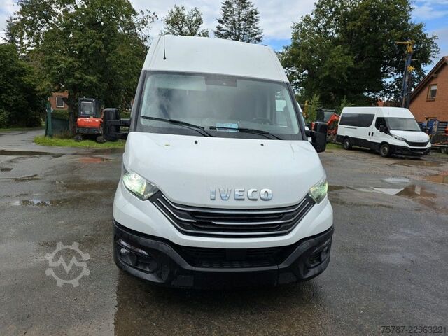 High top van IVECO 35S16 HiMatic, Klima Automat, 1+2 Sitzer, AHK