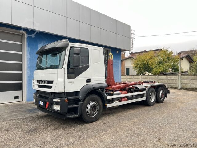 Hook lift truck Iveco Stralis 420