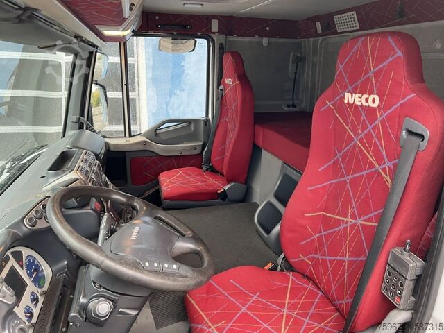 Hook lift truck Iveco Stralis 420