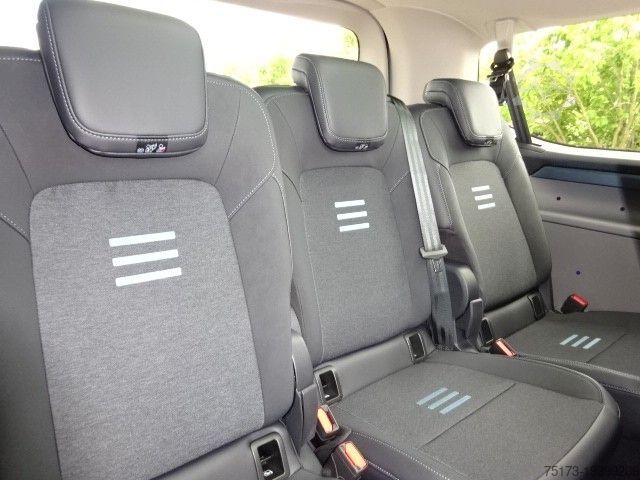 Minibus FORD Tourneo Custom 340L1 Active PHEV AHK Pano B&O